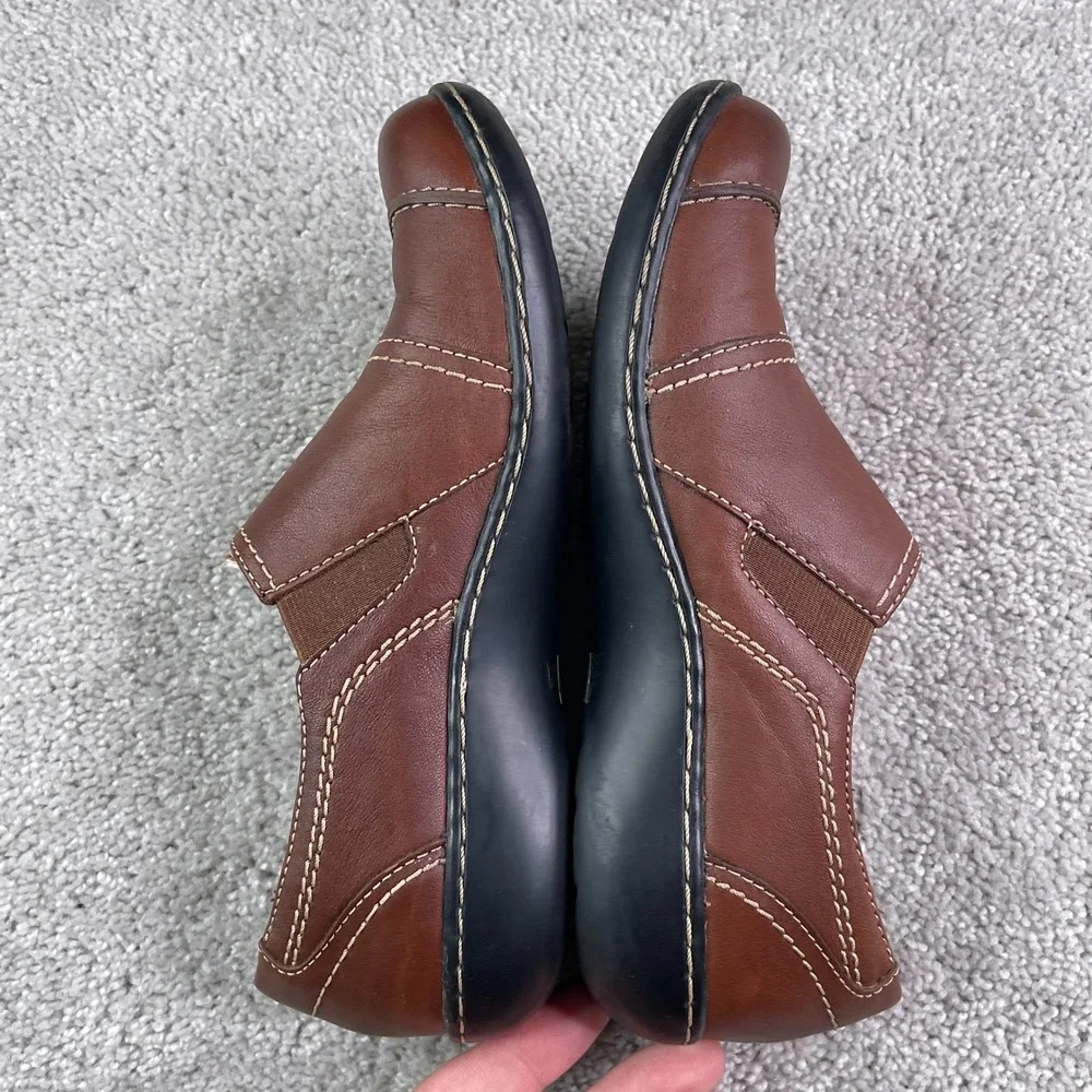 Clarks Ashland Alpine Shoes Womens Size 8 M Brown Bendables Leather Loafer